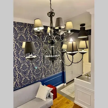 Апартаменты Decor Metro Wifi 300 Mbs 65tv Netflix Hbo
