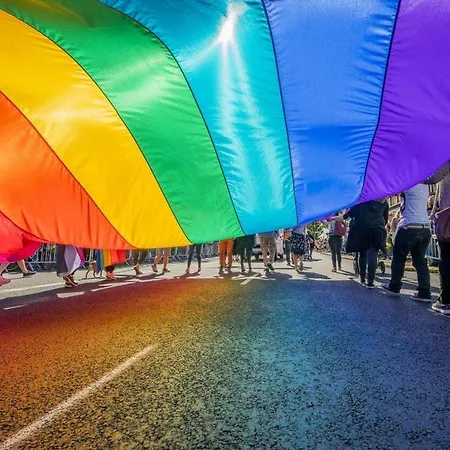 Decor Metro Wifi 300 Mbs 65tv Netflix Hbo Warszawa