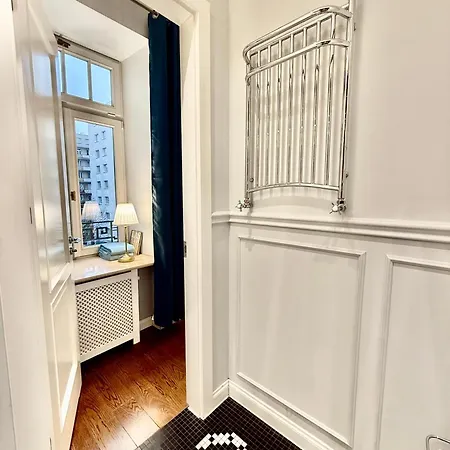 Decor Metro Wifi 300 Mbs 65tv Netflix Hbo *
