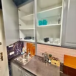 Appartement Decor Metro Wifi 300 Mbs 65tv Netflix Hbo Varsovie
