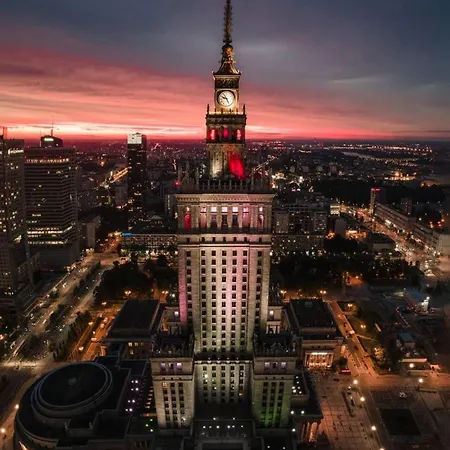 아파트 Decor Metro Wifi 300 Mbs 65tv Netflix Hbo 바르샤바